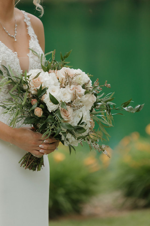Bridal bouquet detail